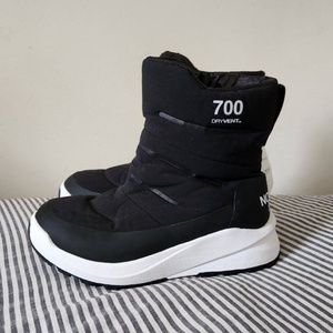 The North Face Nuptse snow boot